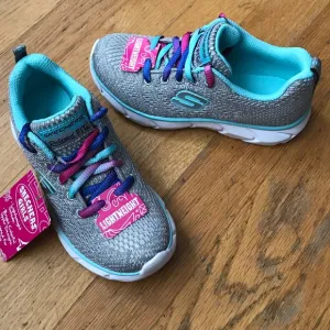 🎉 SALE🎉Skechers Relaxed Fit Sneaker