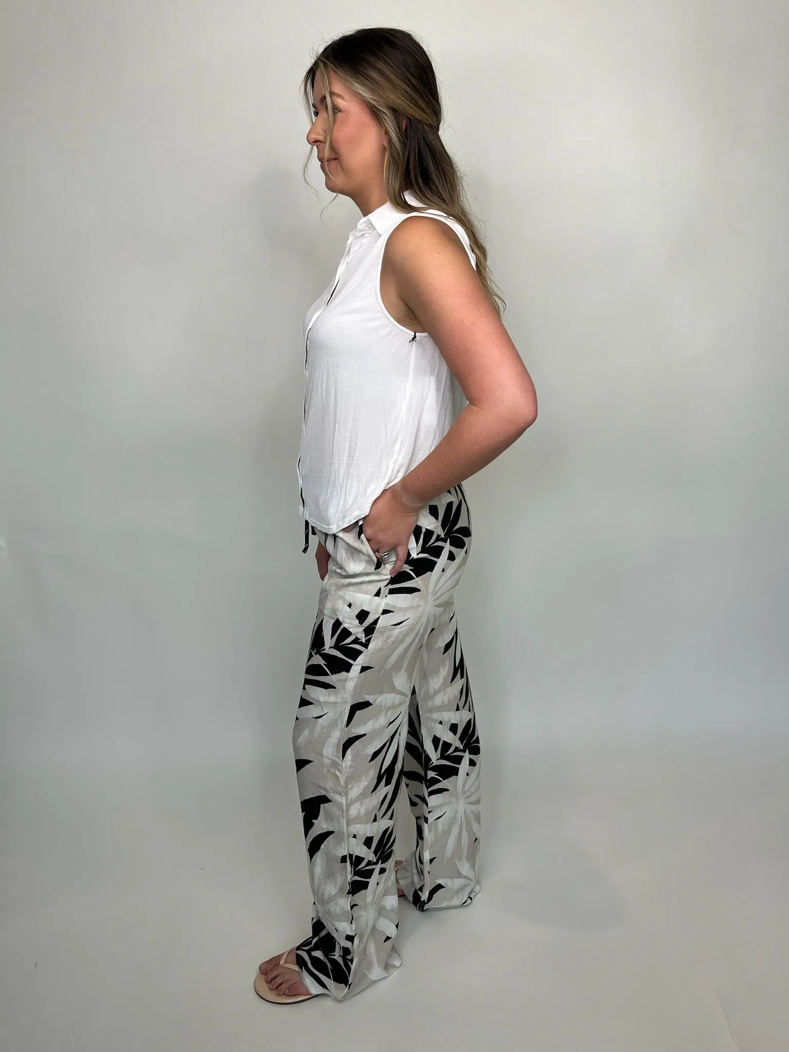 Bella Dahl Mixed Sleeveless Button Down