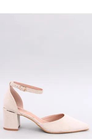 Block heel pumps