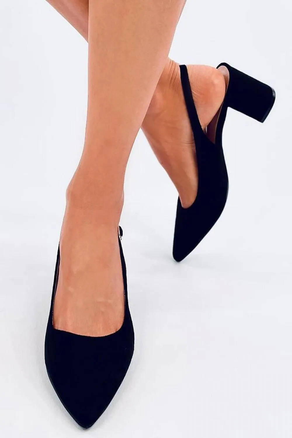 Block heel pumps