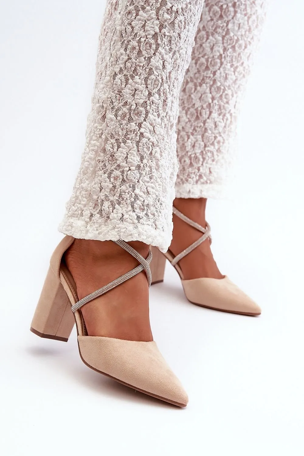 Block heel pumps