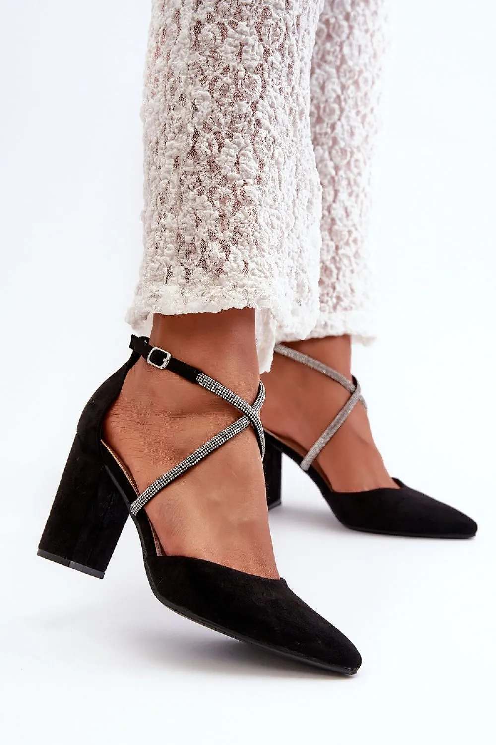 Block heel pumps