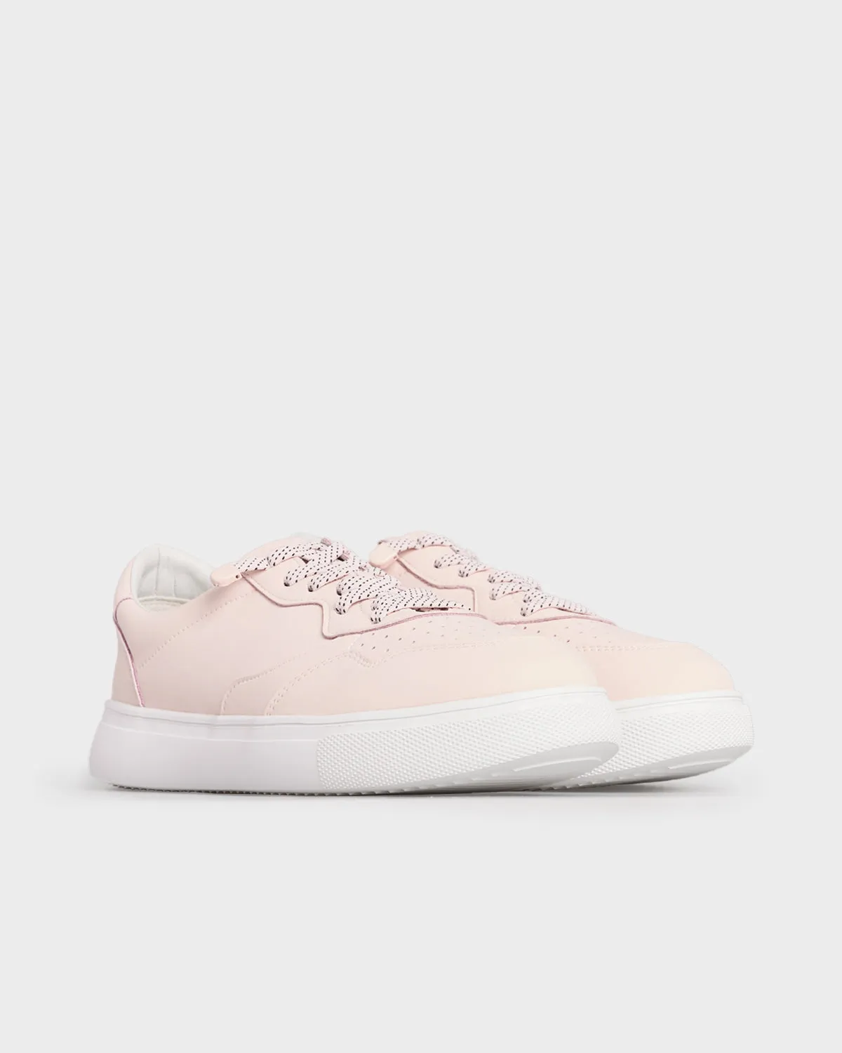 Cherilyn Sneakers