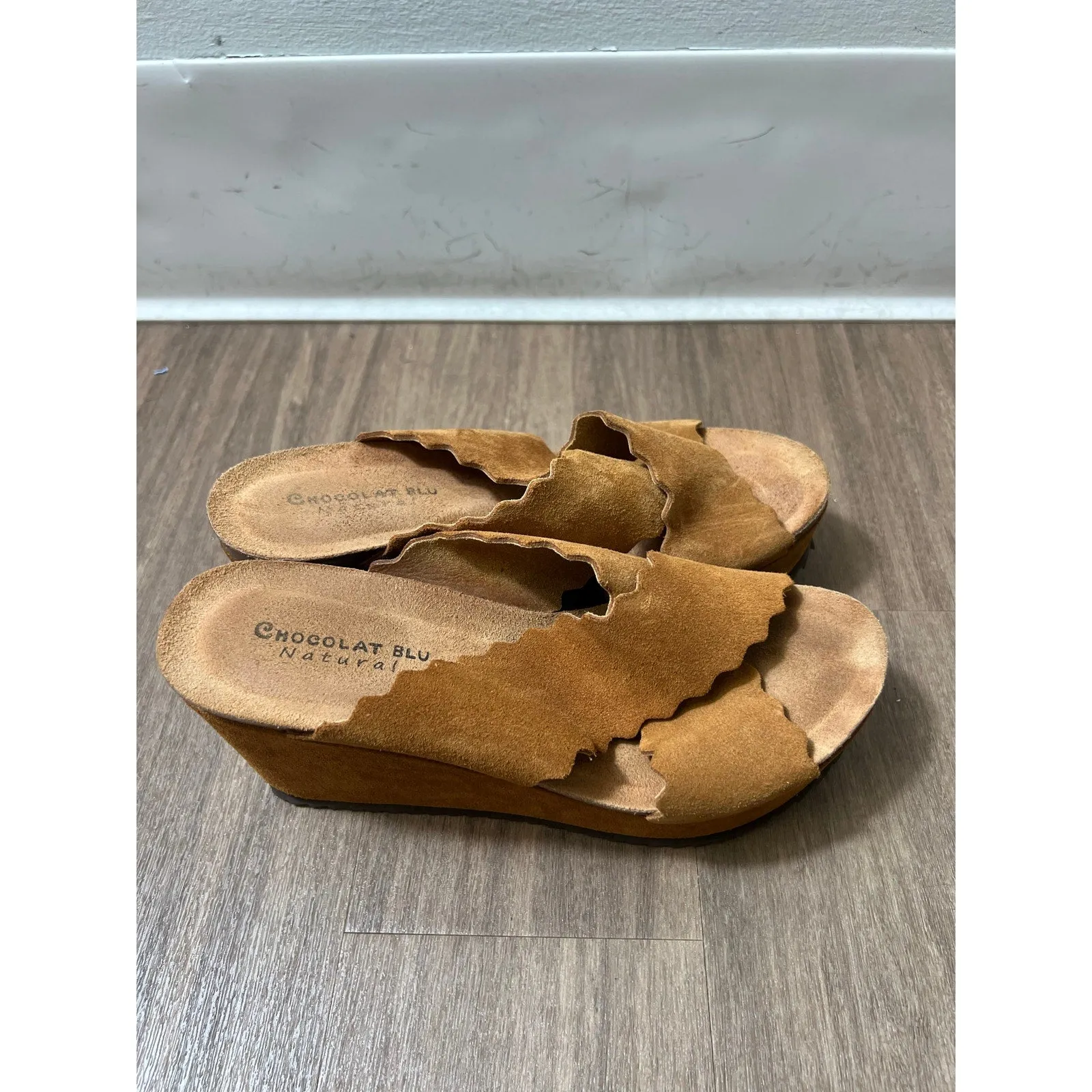 Chocolate Blu Platform Suede Sandals size 39 European 8.5 US