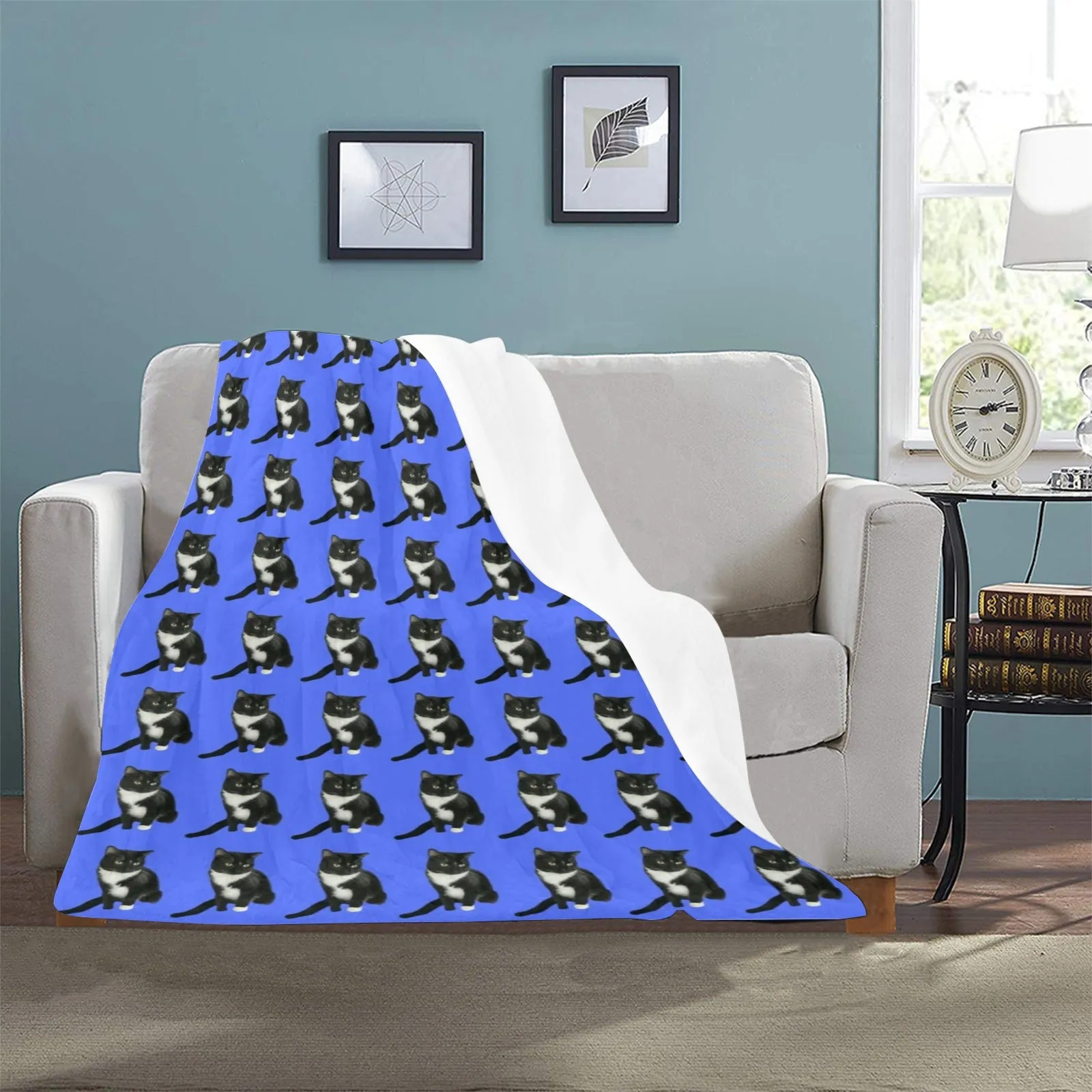 Diane's Cat Blanket - Black & White Cat