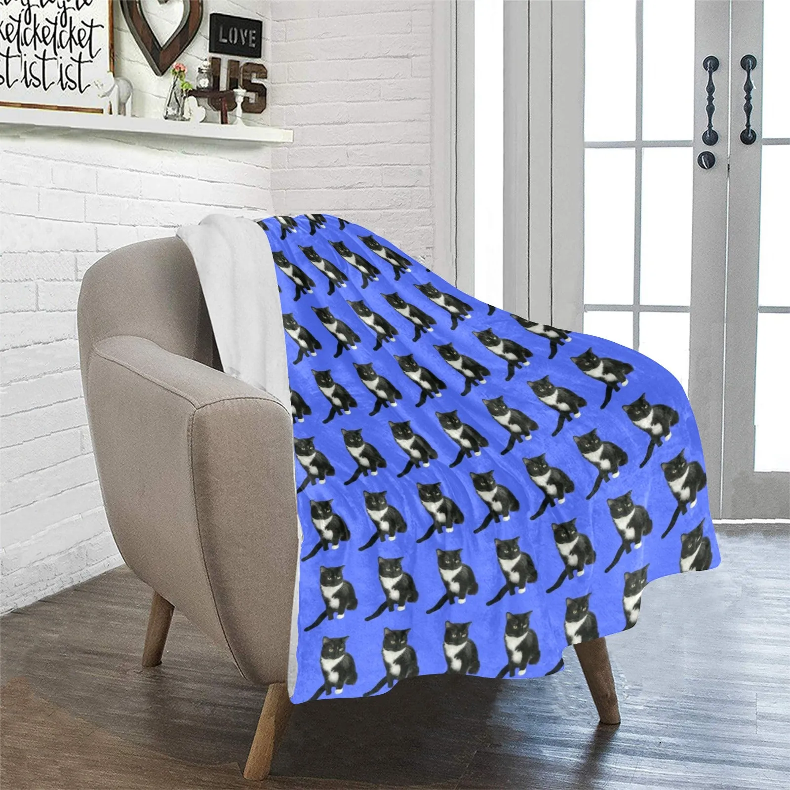 Diane's Cat Blanket - Black & White Cat