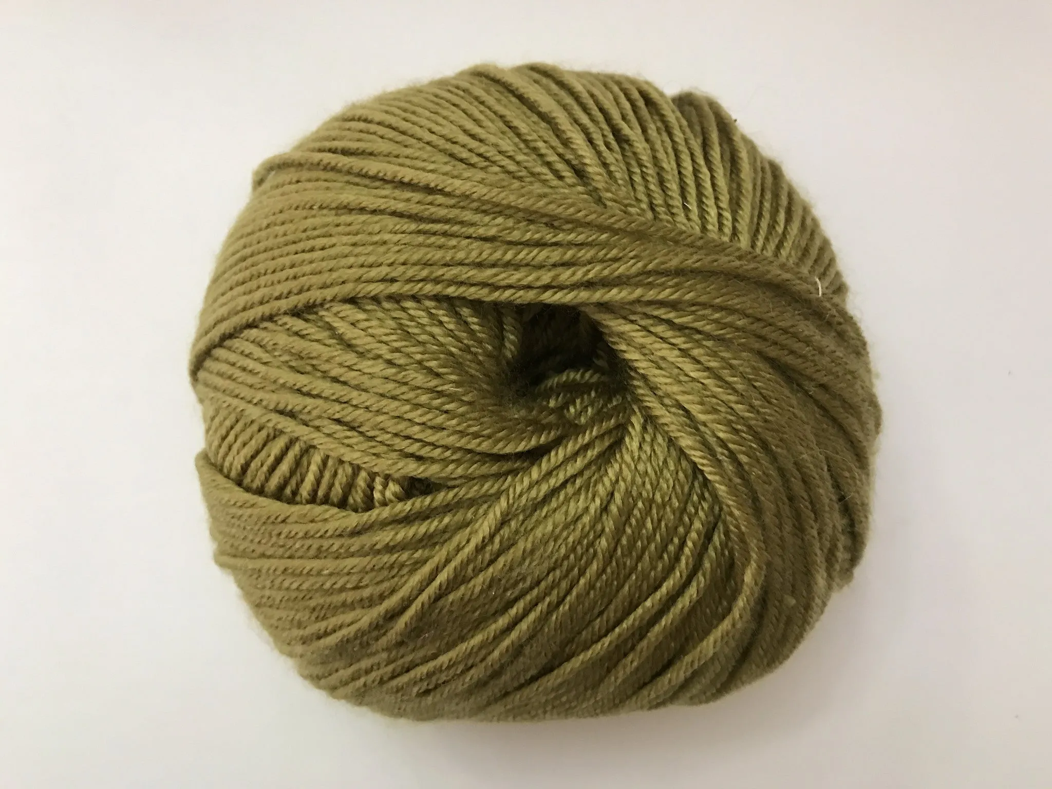 Ella Rae - Cozy Soft Solids - 10 Olive