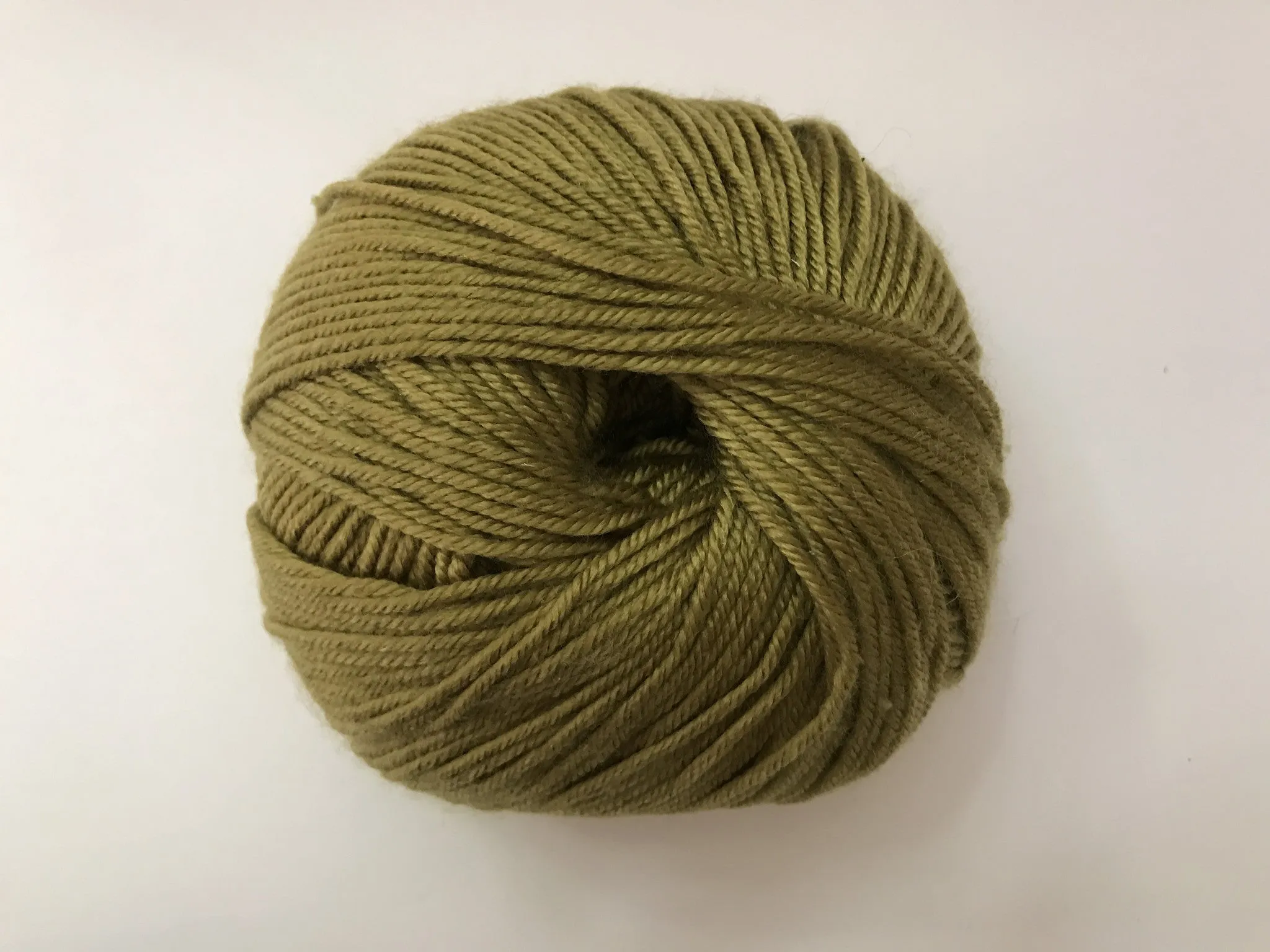 Ella Rae - Cozy Soft Solids - 10 Olive