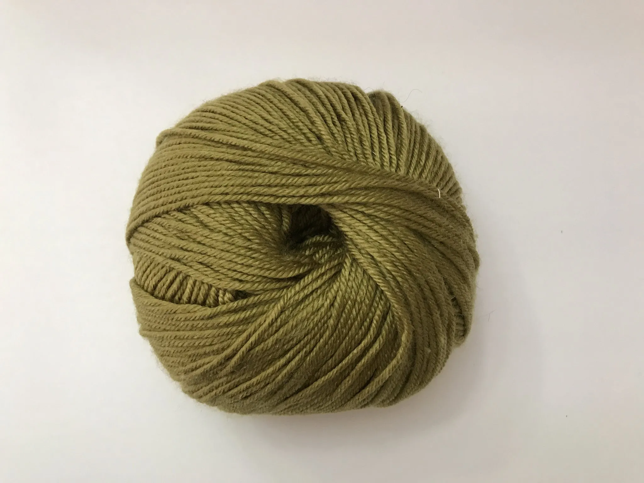 Ella Rae - Cozy Soft Solids - 10 Olive