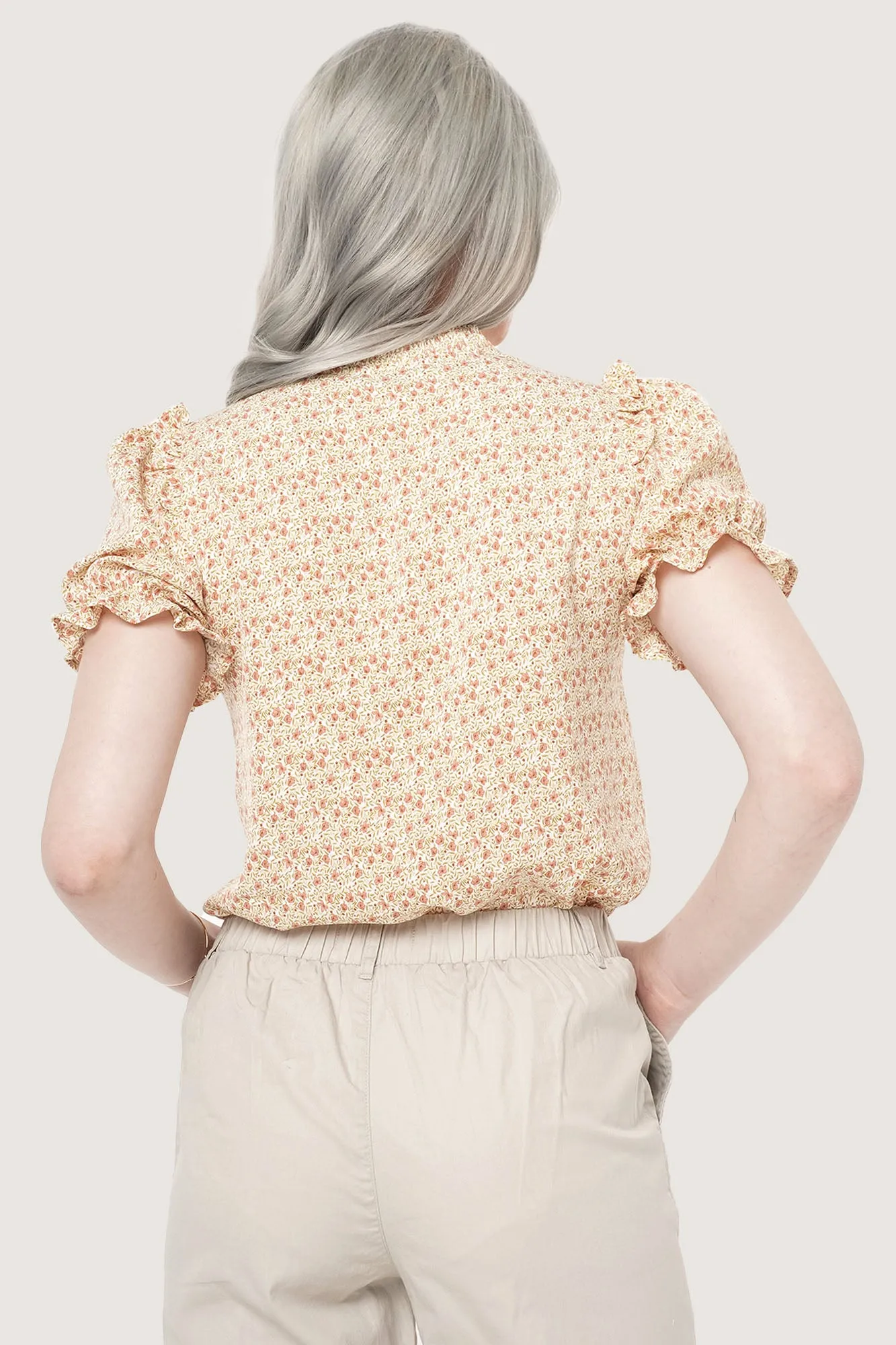 Floral Tie Neck Detail Top
