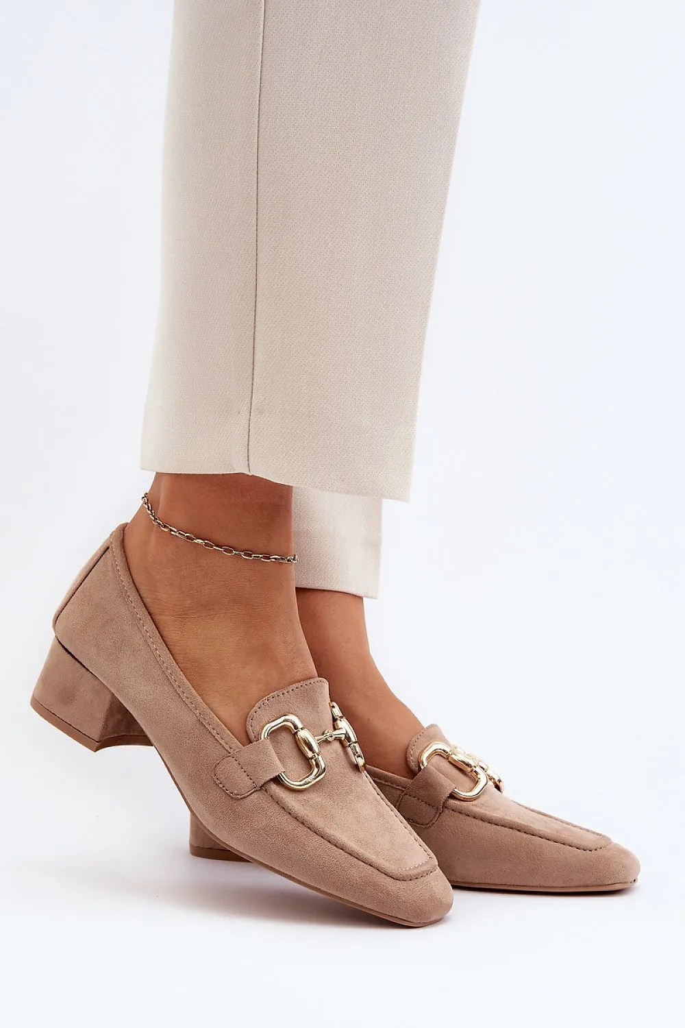 Heel pumps