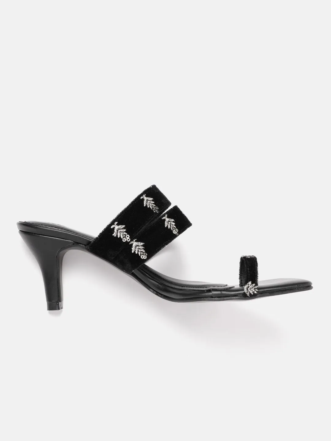 House of Pataudi Floral Embroidered Slim Heels