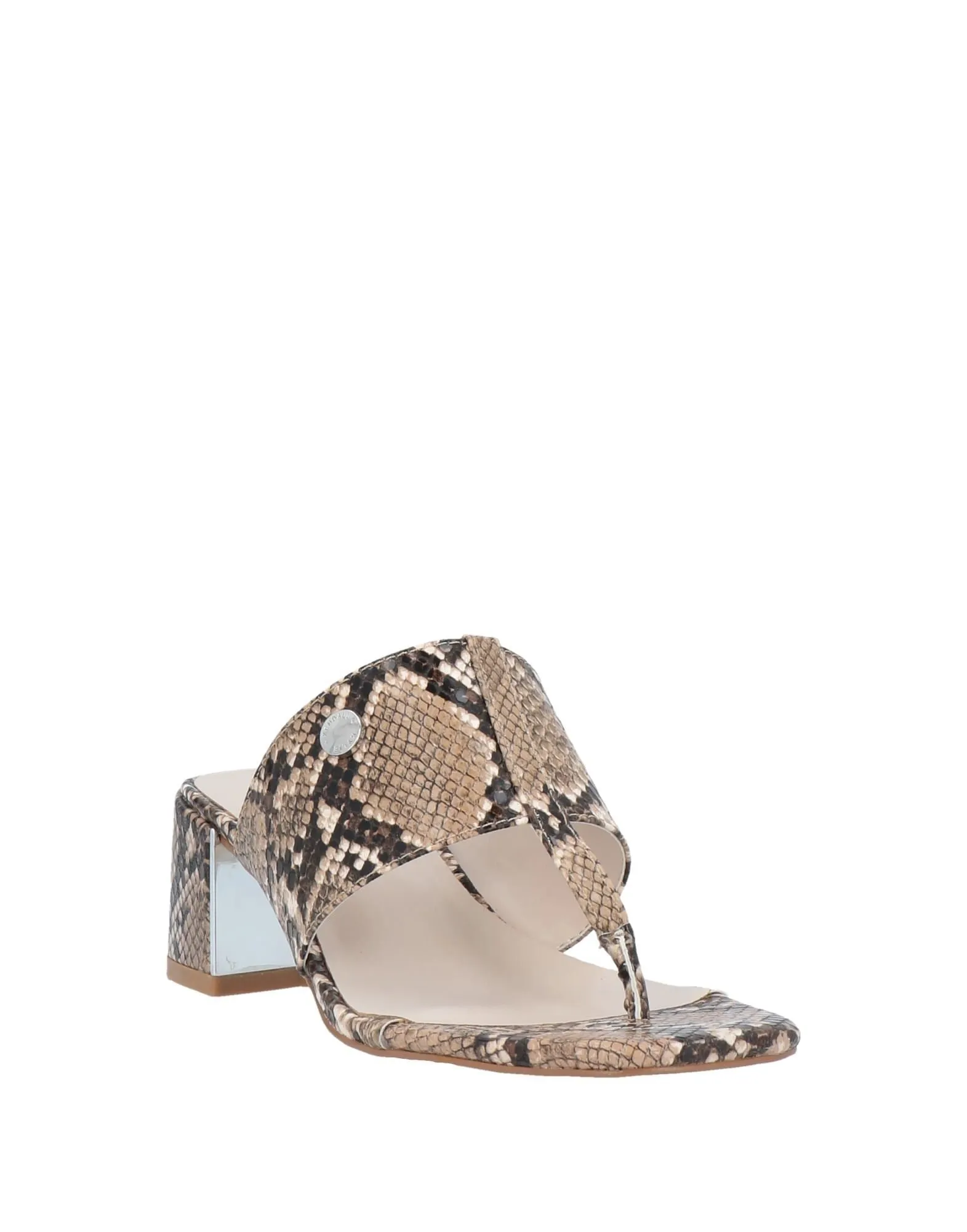 KENDALL   KYLIE Light brown Thong sandals (17146130OU) Woman