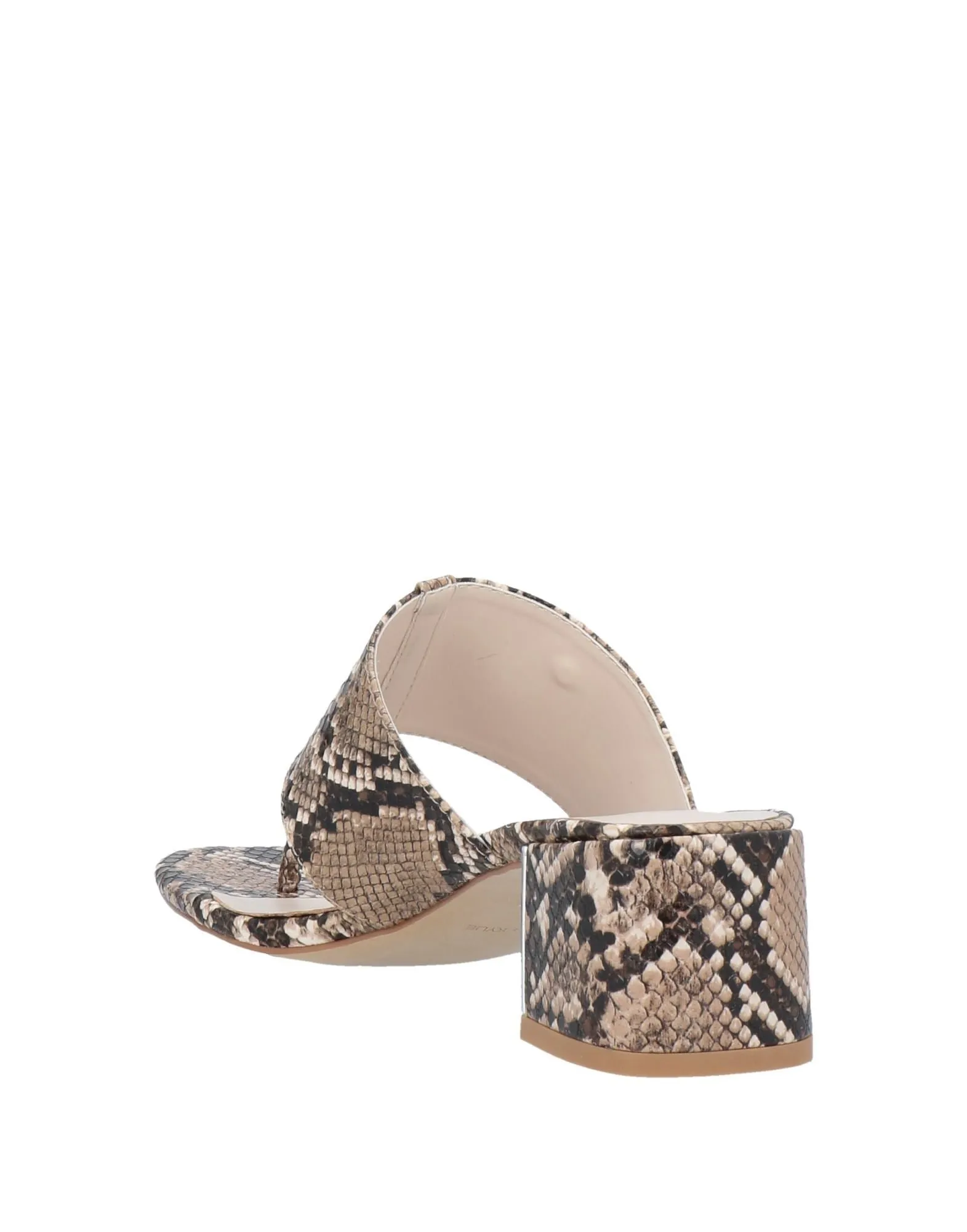 KENDALL   KYLIE Light brown Thong sandals (17146130OU) Woman