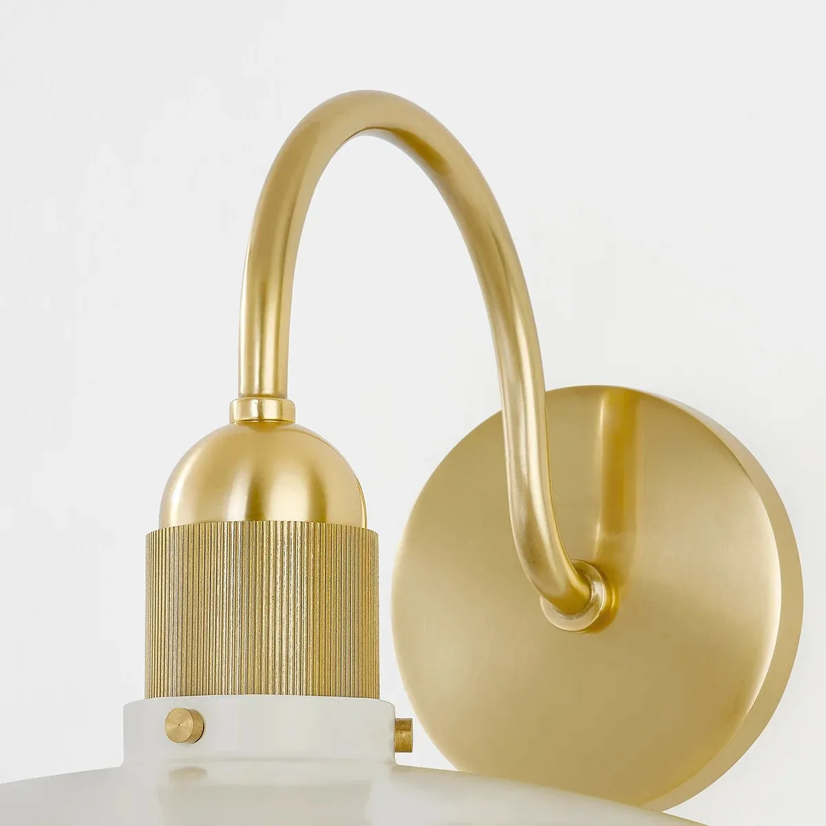 Leanna Sconce
