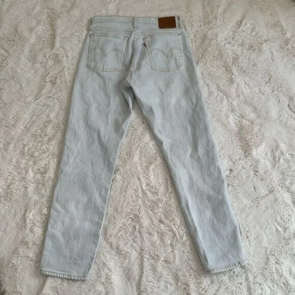 Levi’s light wash 27 wedgie pale blue/white ish jeans from Urban Outfitters