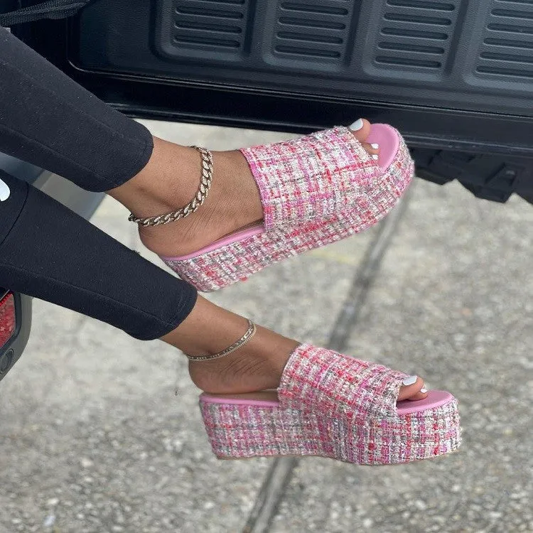 Light-colored Lady-style Fashion Outer Wear Sandals And Slippers