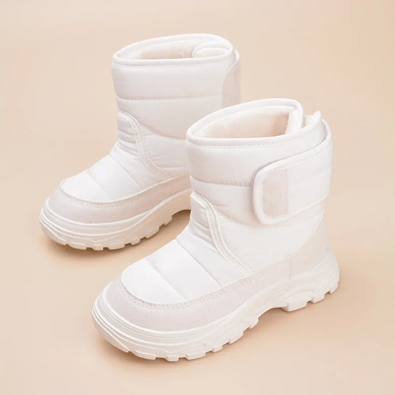Lil' Steps™ | Anti-slip, warm winter shoes for children.