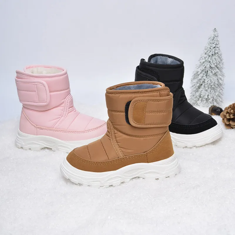 Lil' Steps™ | Anti-slip, warm winter shoes for children.