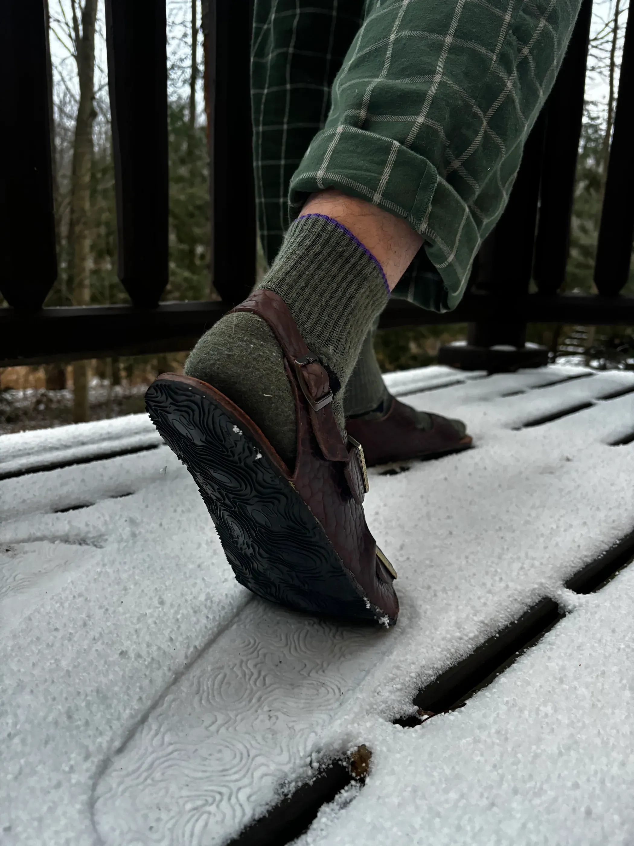 Long-Range American Barefoot Bison Sandal