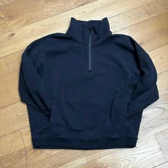 Lululemon Pullover