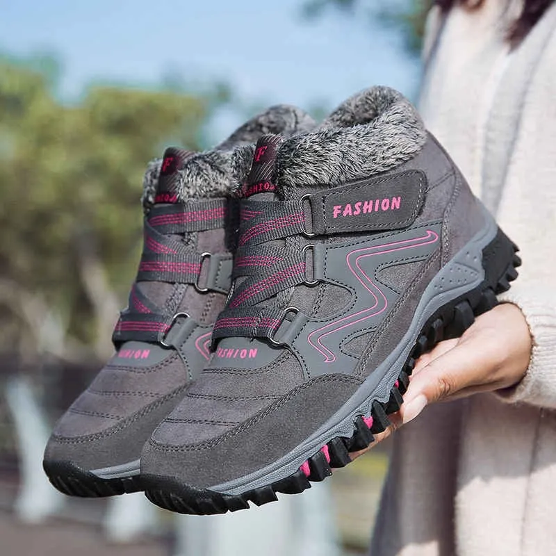 Muirín™ | Winter-Ready Hiking Non-Slip Boots
