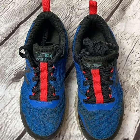 New Balance youth boys sneakers