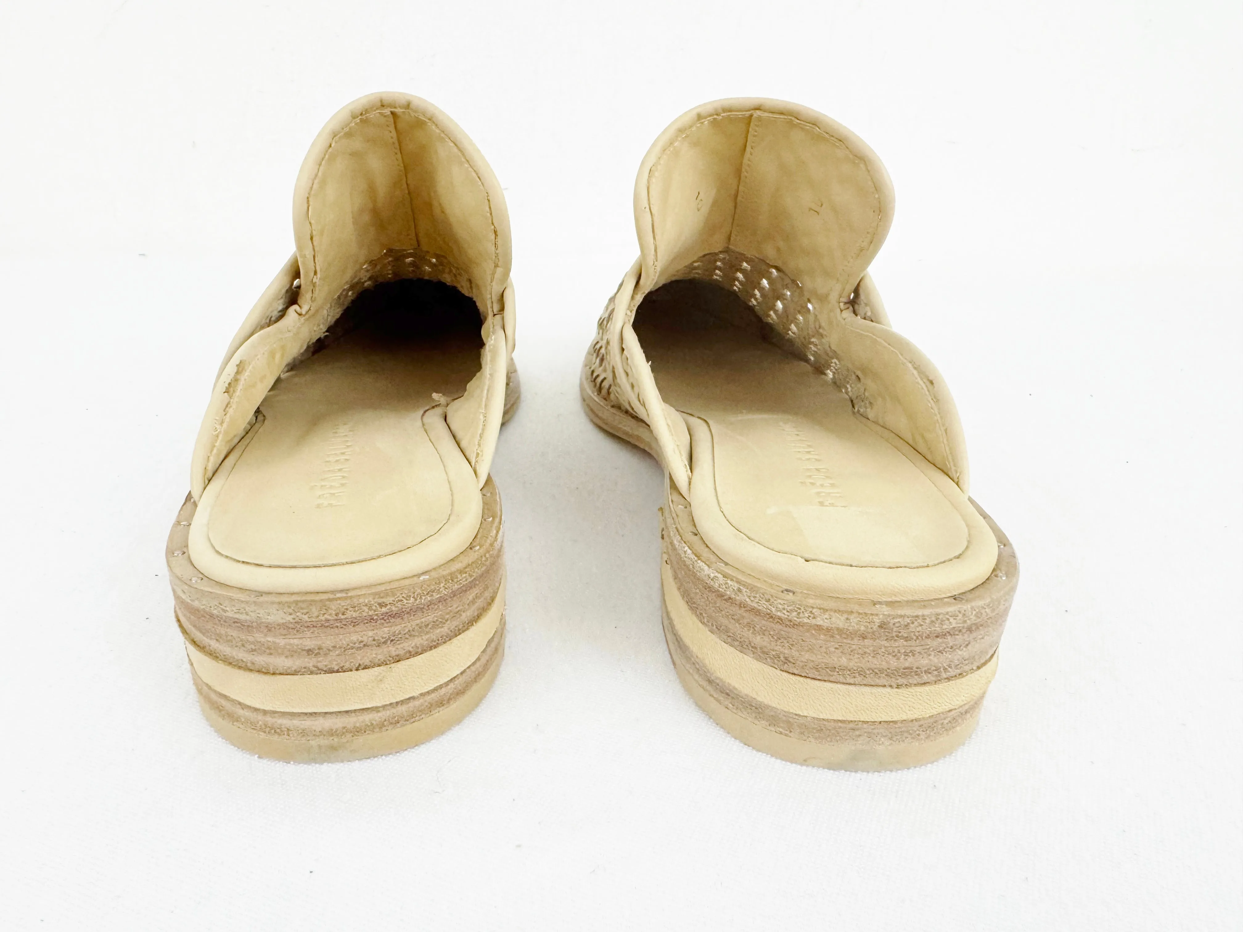 NEW Freida Salvador Woven Mule Size 10