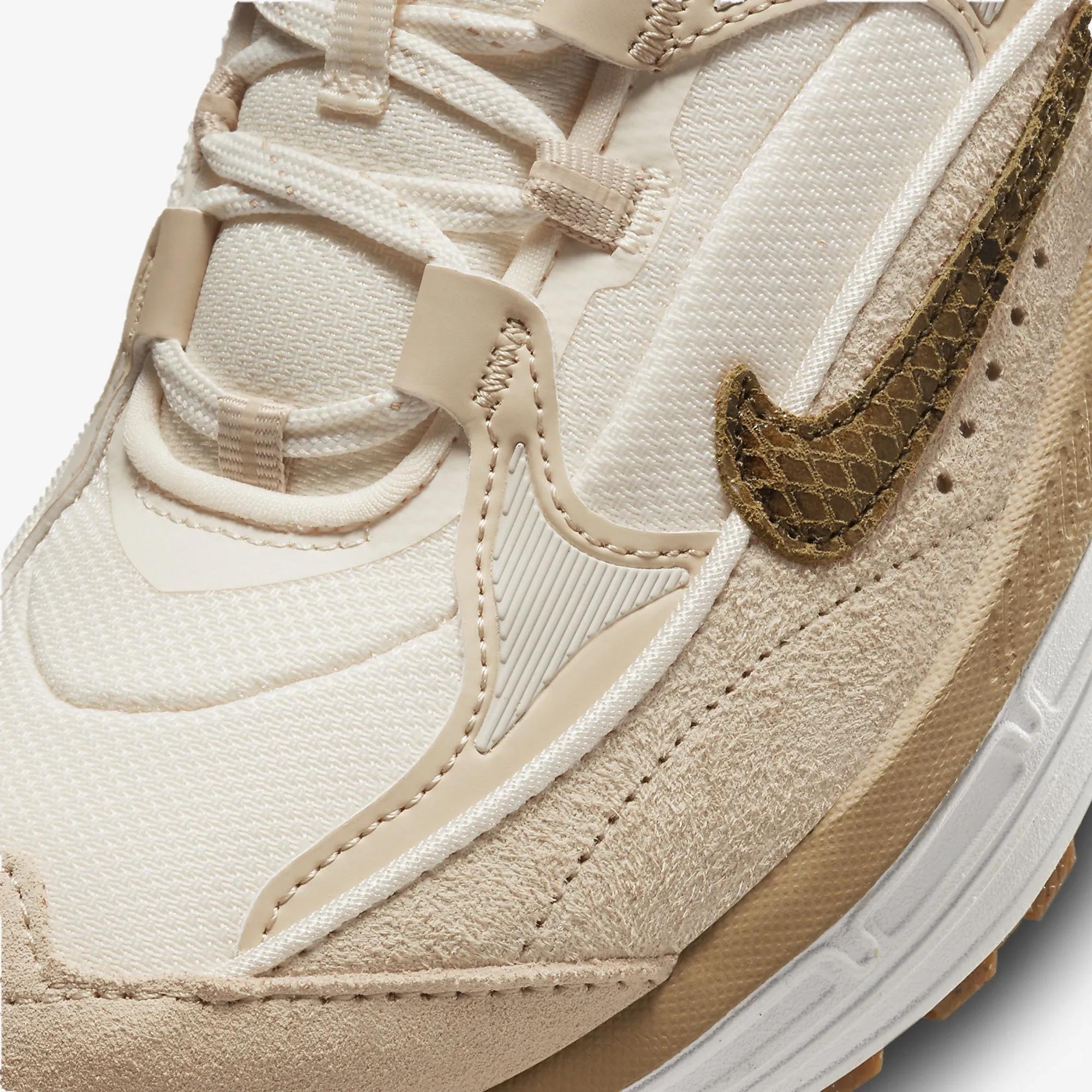 Nike | AIR MAX BLISS SE  { PALE IVORY/PICANTE RED-SUMMIT WHITE