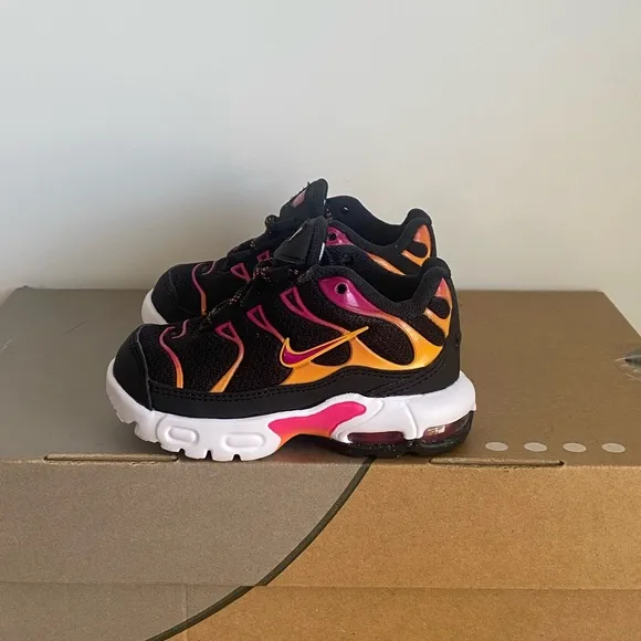 Nike Air Max Plus Pink/Black Toddler Sneakers- SZ 5 C