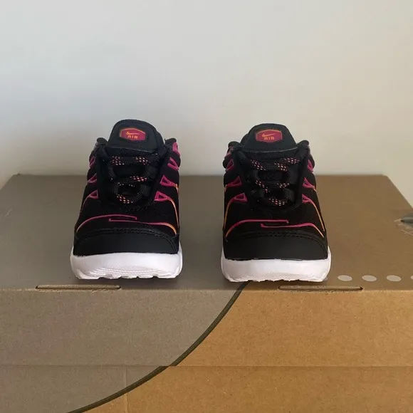 Nike Air Max Plus Pink/Black Toddler Sneakers- SZ 5 C