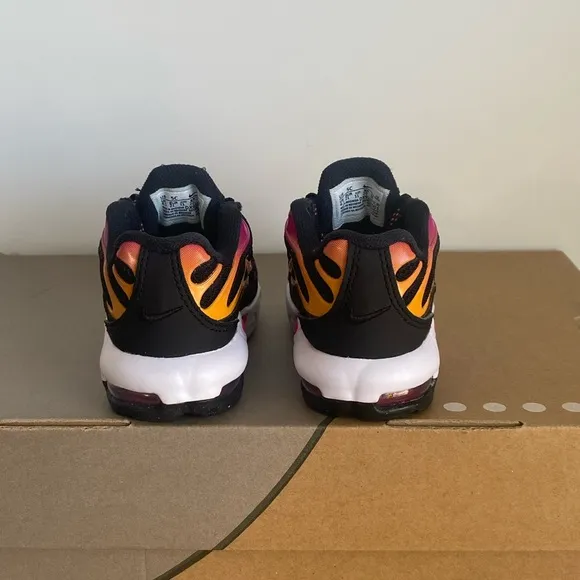 Nike Air Max Plus Pink/Black Toddler Sneakers- SZ 5 C