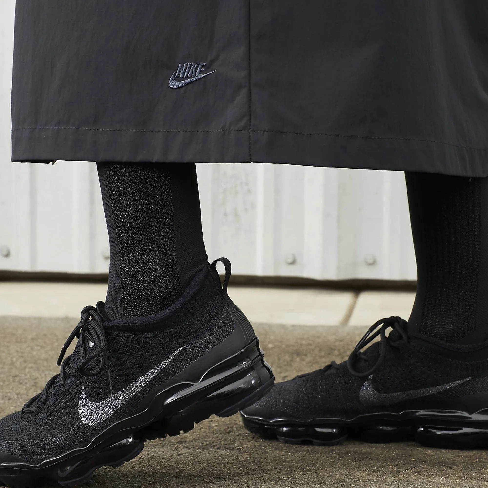 Nike | AIR VAPORMAX 2023 FLYKNIT  { BLACK/ANTHRACITE-BLACK