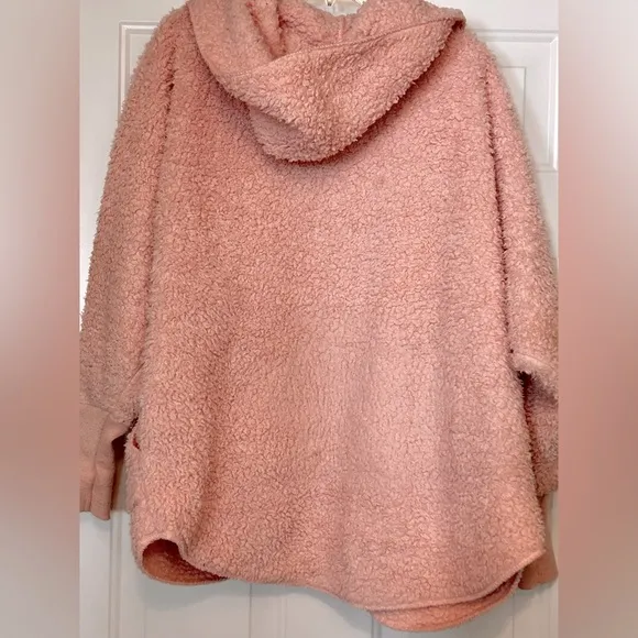 Nordic Beach Pink Sherpa Cozy Wrap/Cardigan -One Size