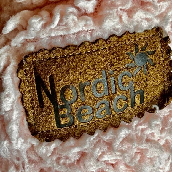 Nordic Beach Pink Sherpa Cozy Wrap/Cardigan -One Size