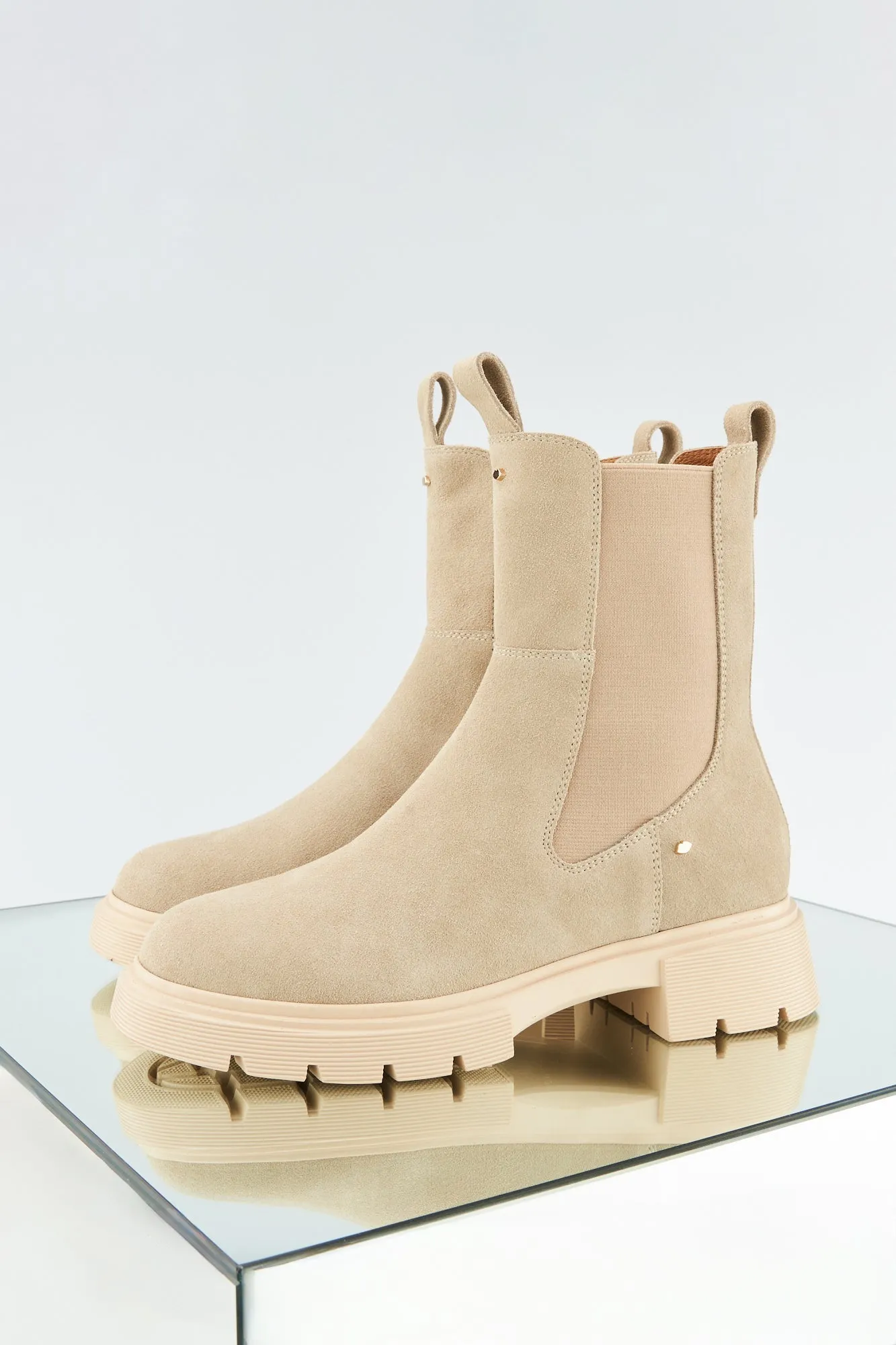 Patti-Cuir Suede Beige