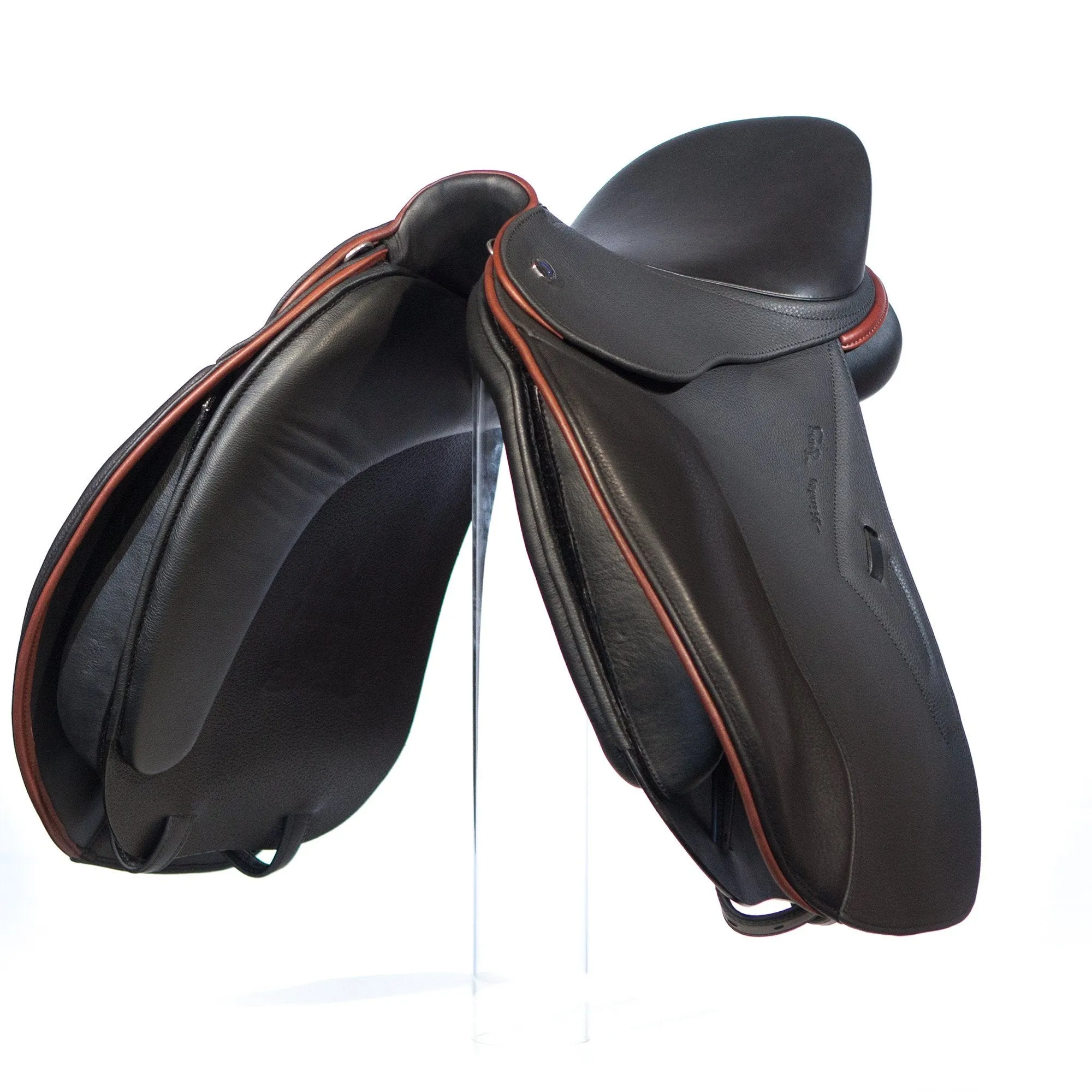 Pegasus® Butterfly KJ Dressage Saddle