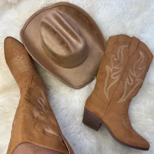 Qupid MONTANA-99 Camel Faux Suede
