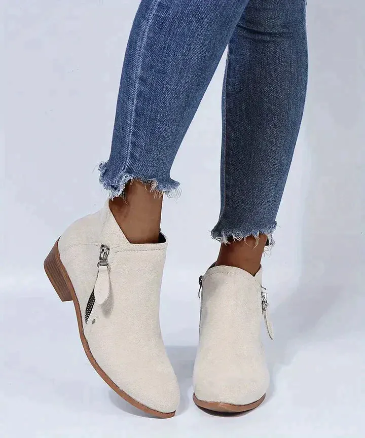 Short outdoor boots