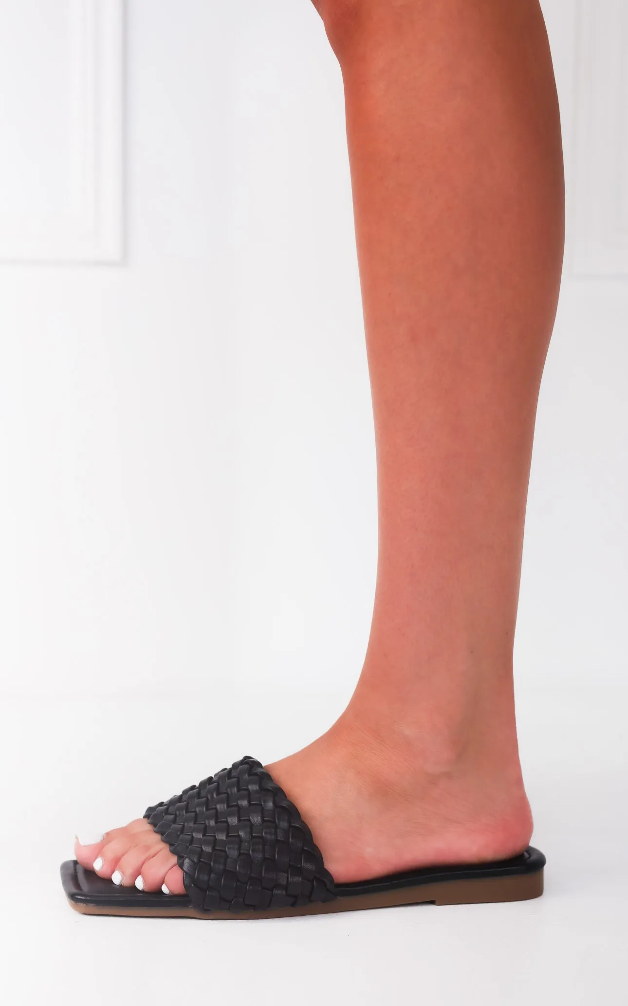 Sicily Flat Sandals - Black