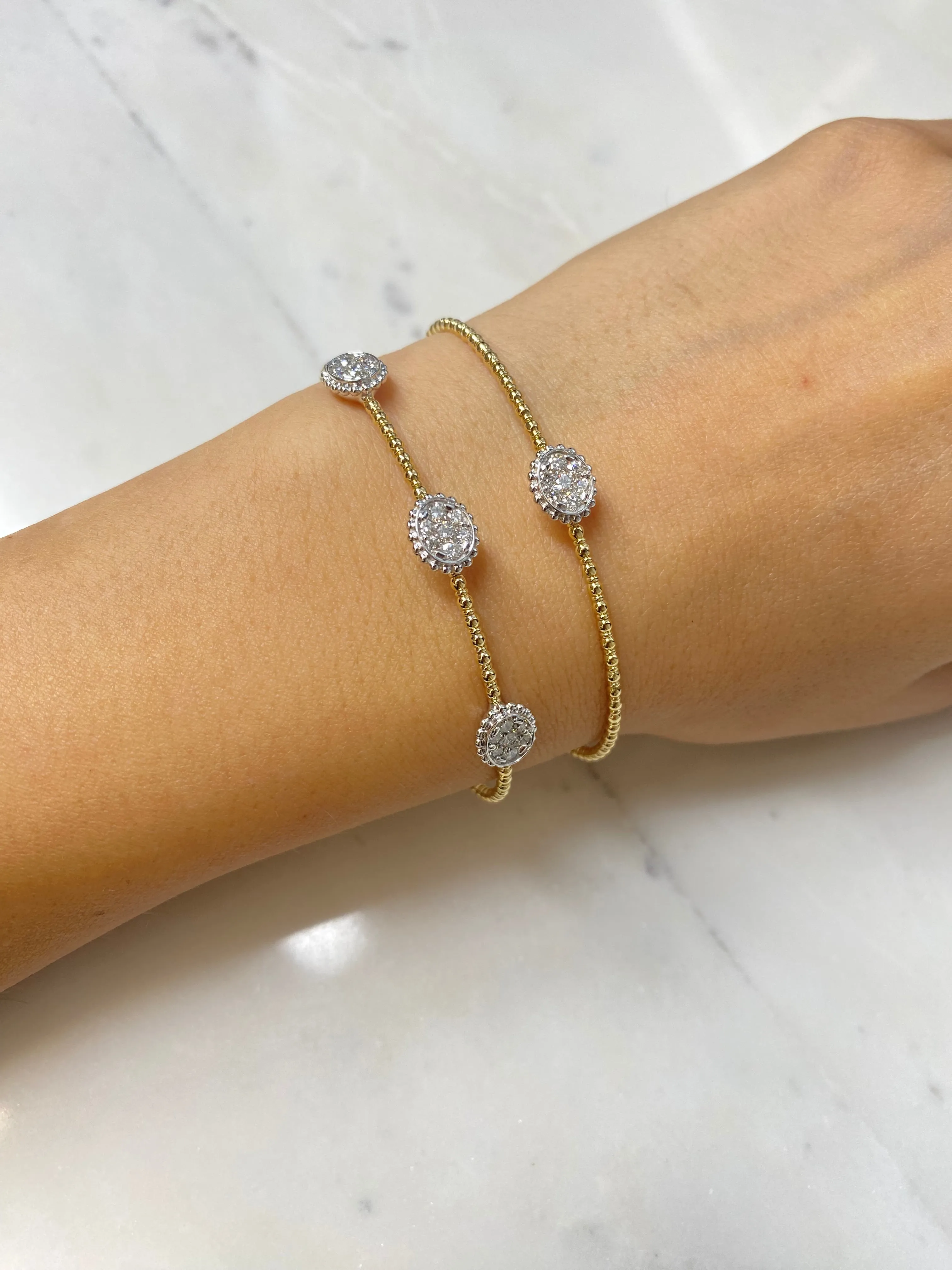 Siroo Oval Flower Diamond Flex Bangle