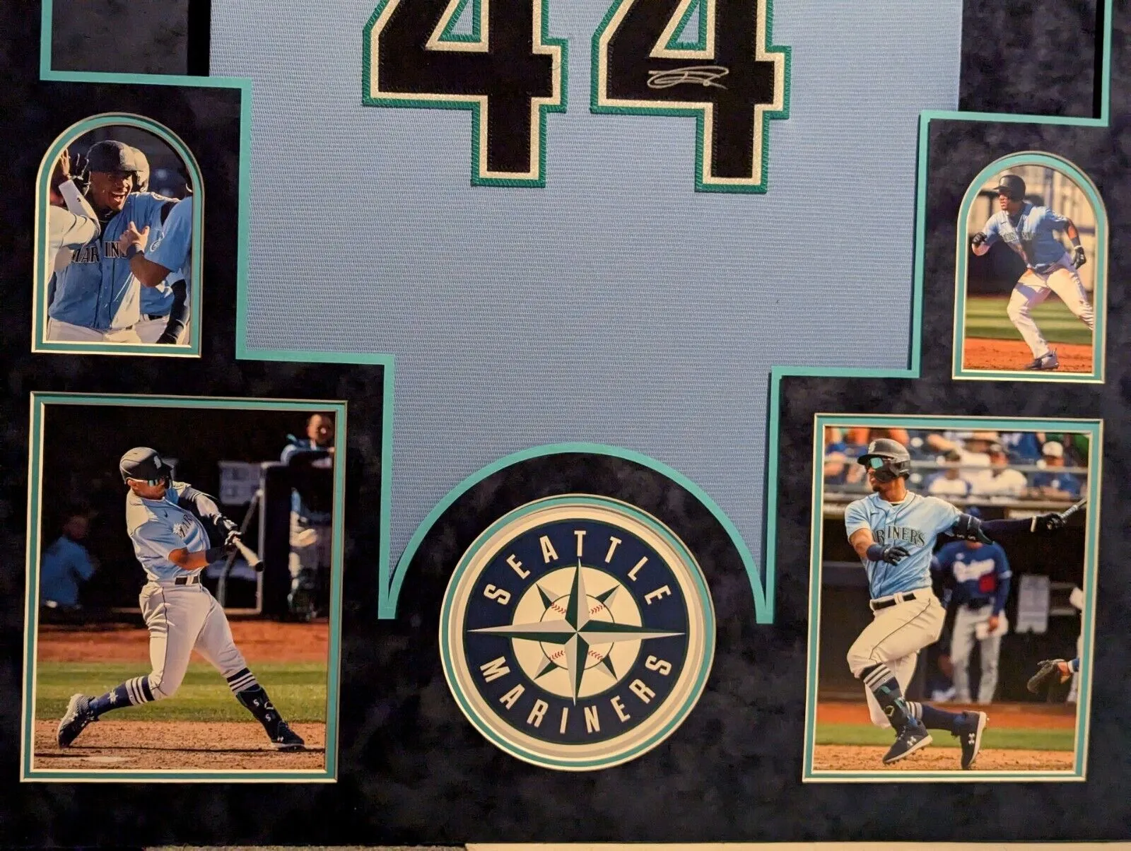 SUEDE FRAMED SEATTLE MARINERS JULIO RODRIGUEZ AUTOGRAPHED SIGNED JERSEY BECKETT