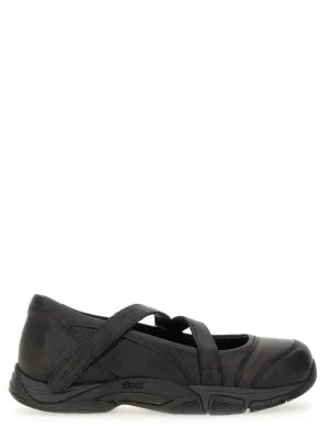 Sweetheart Dress" Sneaker