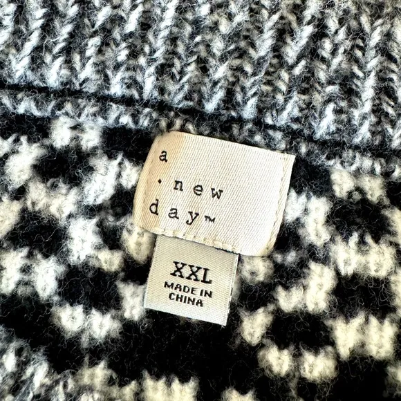 Target Crewneck Sweater A New Day Black and White Fair Isle Apres Size XXL NWT