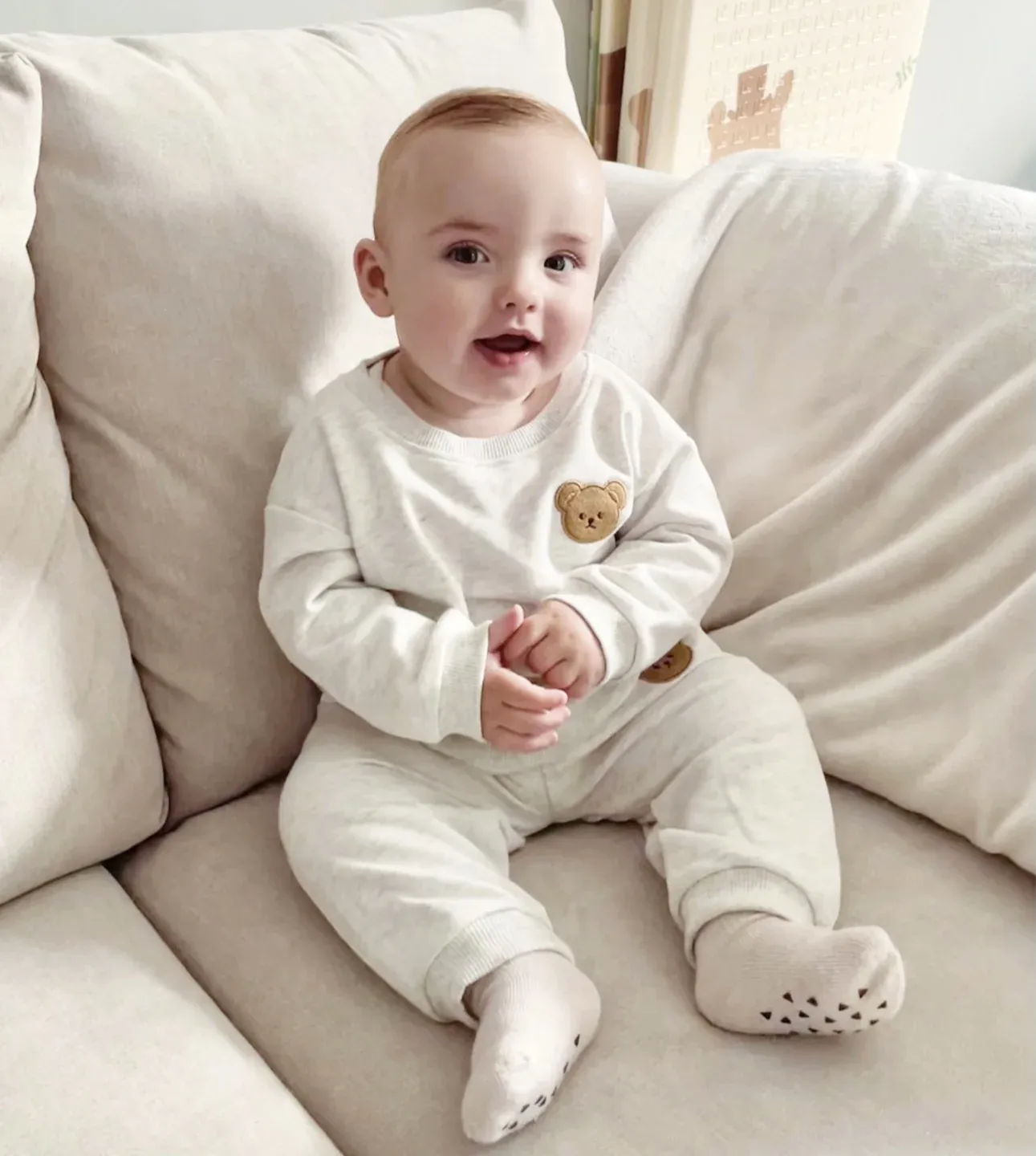 The 'Comfy Cozy' Sweatshirt and Sweatpants Set (2pc)