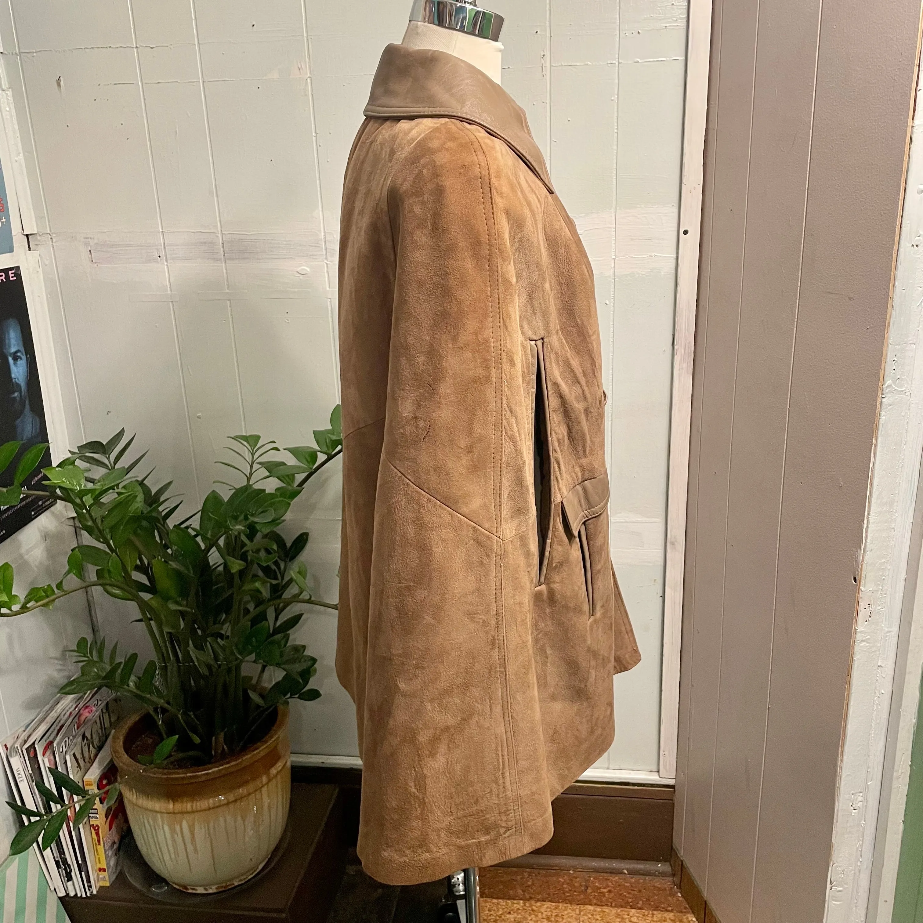 Vintage 60s 70s leather PONCHO cape // Size Large (ht23123)