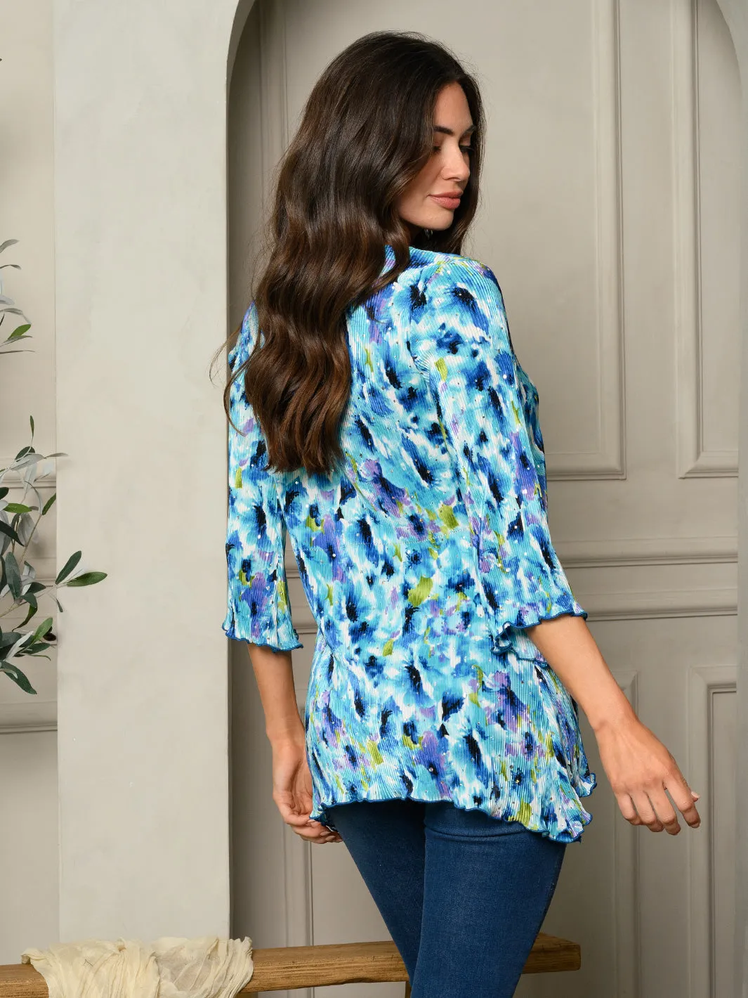 WOMEN'S 3/4 SLEEVE MULTI PRINT TOP