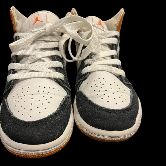 Youth Size 1 Jordan 1 Mid SE Blossom Special Edition Black/White/Orange